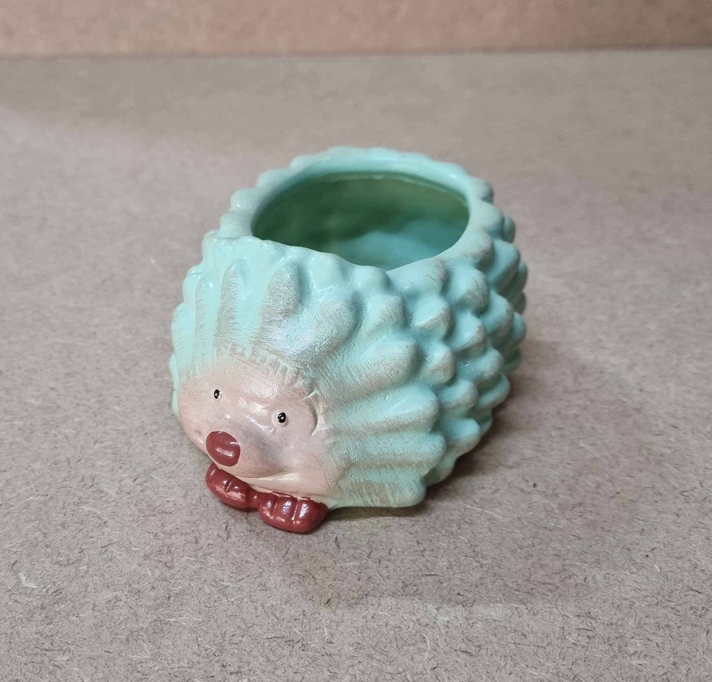 Acrylic Resin Hedgehog Pot