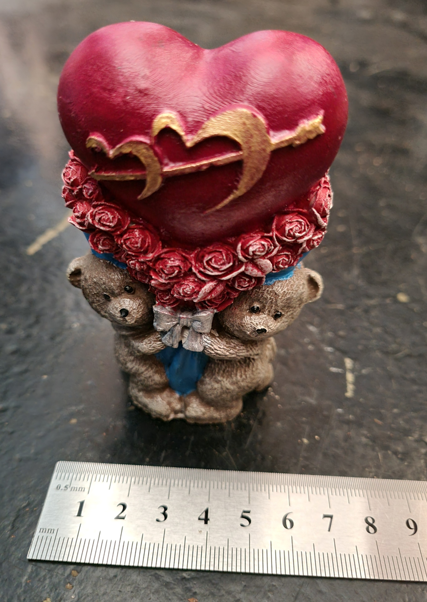 Cement Ornament Teddies Heart- Painted