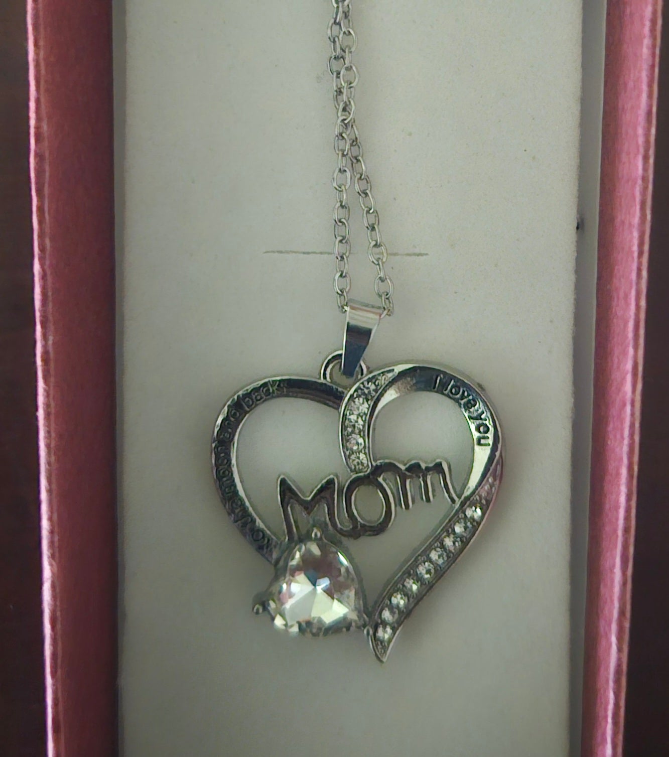 Necklace - MOM