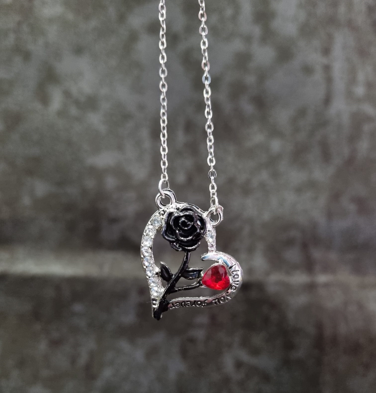 Stainless Steel Neckless - Black Rose