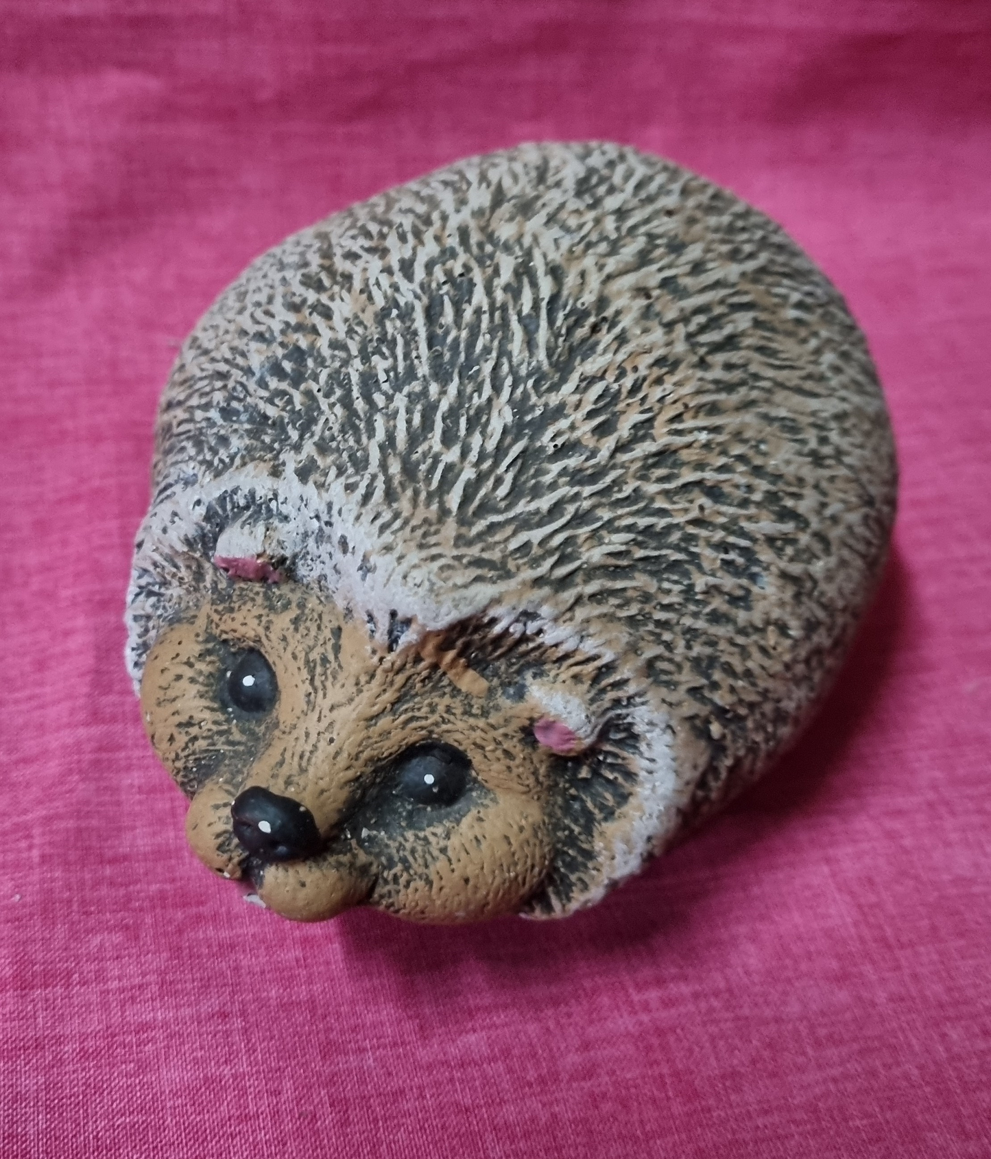 Cement Ornament - Hedgehog Lrg