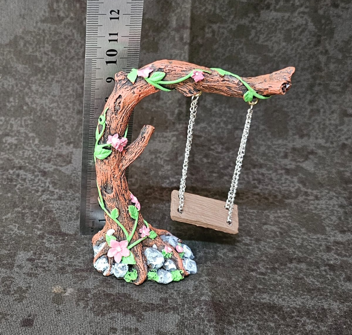 Miniture Swing